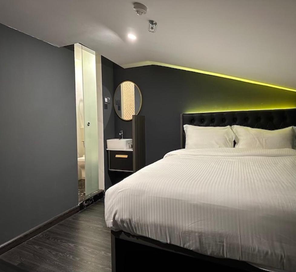 Hotel Jjh - Newly Opened Near Bugis Singapore Exterior photo