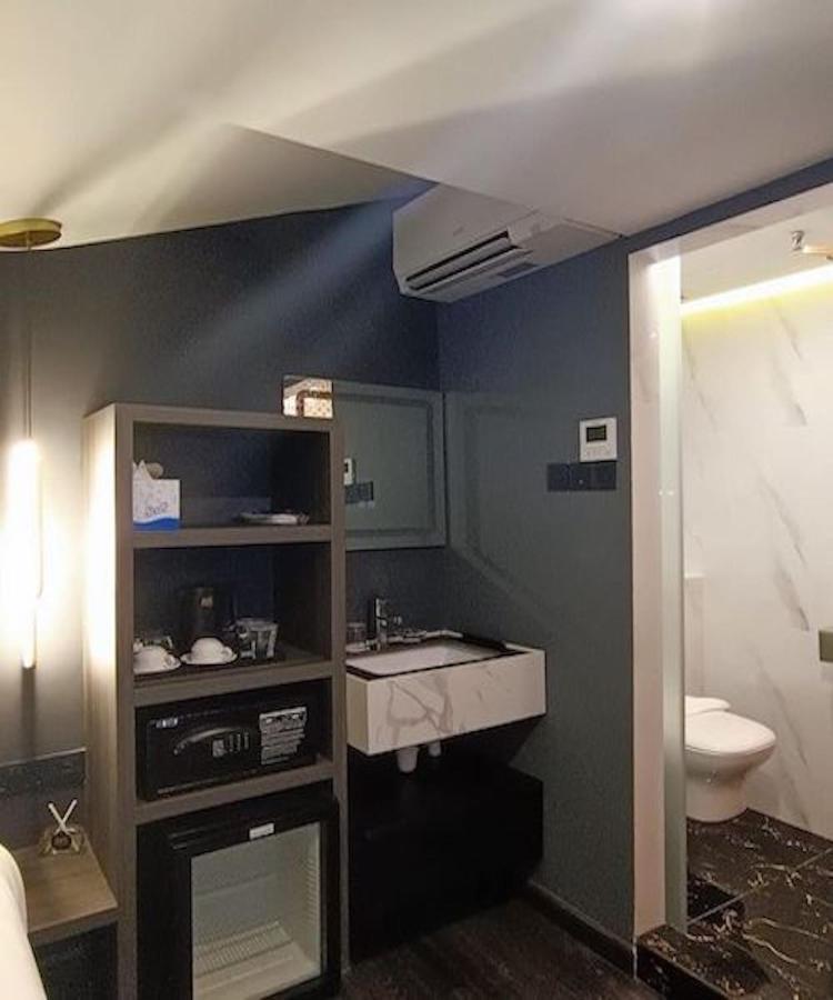 Hotel Jjh - Newly Opened Near Bugis Singapore Exterior photo